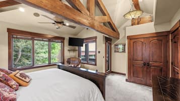 4 bedrooms, WiFi, bed sheets