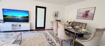 3-bedroom house in Hampton Park