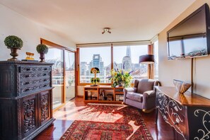 Apartamento | 2 dormitorios y Internet