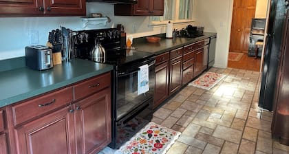 Bearberry Suite @Cooperstown Lodge-3mi to CDP+Pool