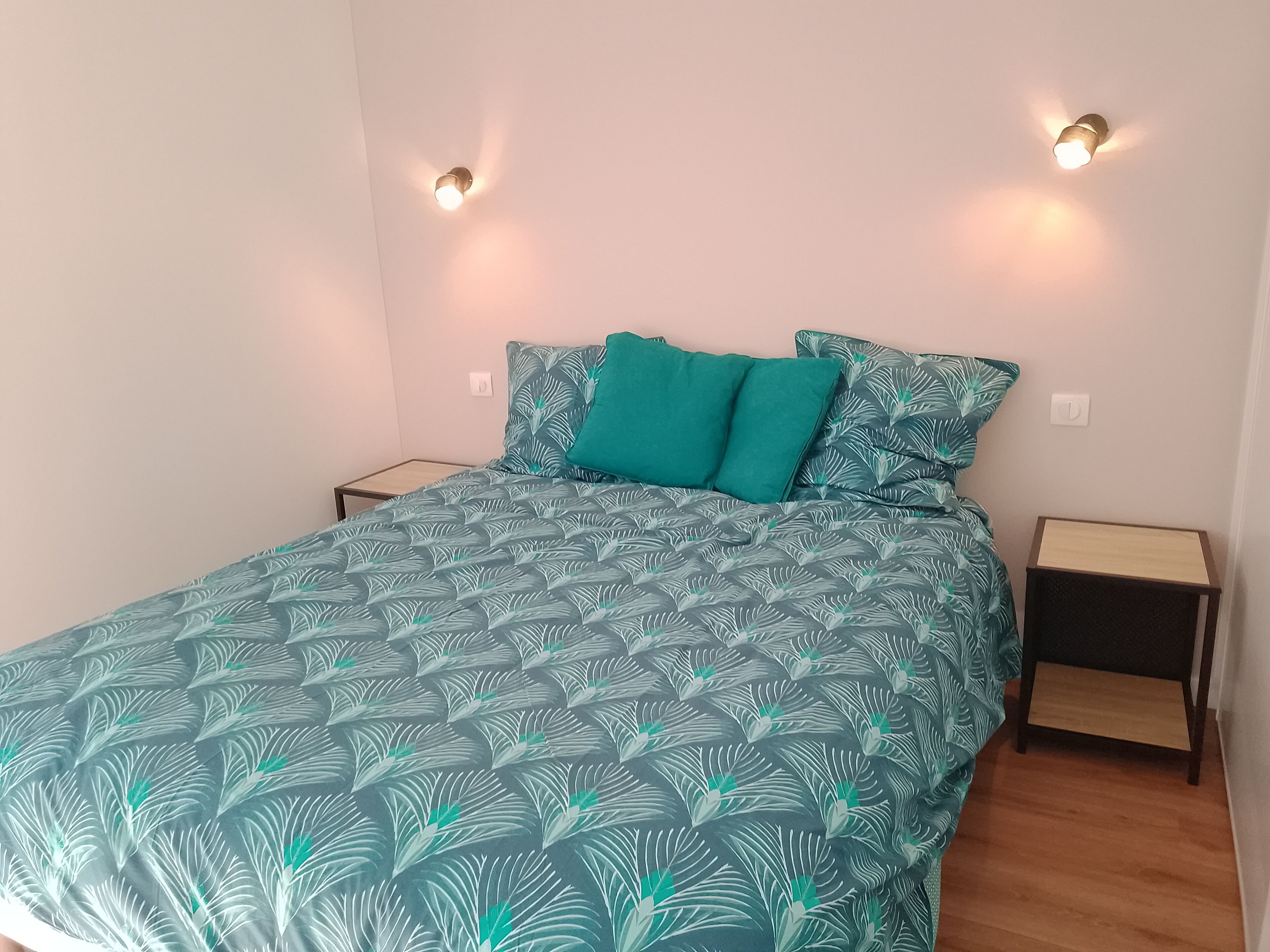 1 bedroom, desk, iron/ironing board, free WiFi