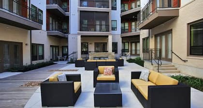 Diamond at Kenzie - Modern 2-bedroom, North Austin