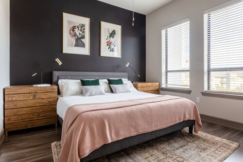 Diamond at Kenzie - Modern 2-bedroom, North Austin
