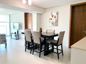 House | 1 bedroom, Internet - Blue Home I Spacious 1 Bed With Park View Parkside (Panama City)