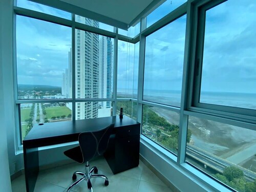 Mar Rojo I 2 Bedroom in Costa del Este