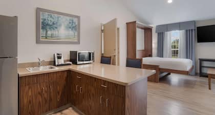 Surestay Plus Hotel By Best Western Elizabethtown Hershey