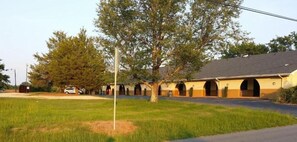 Exterior - Loyalty Inn Rockingham (Rockingham)