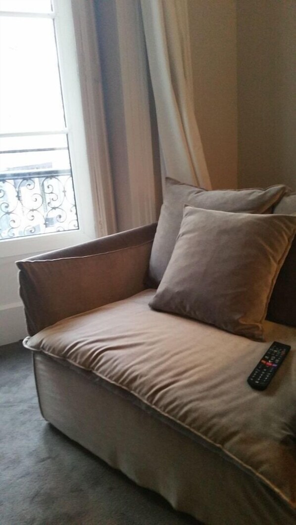Living area - Nemours Hotel (Rennes)