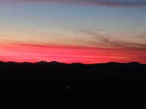 Miscellaneous - Mountaintop cabin 10 minutes from Hot Springs, AR - perfect for a getaway (Bonnerdale)