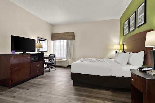 Sleep Inn & Suites Near Joint Base Andrews-washington Area