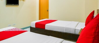 OYO 499 Le Pensione De San Jose