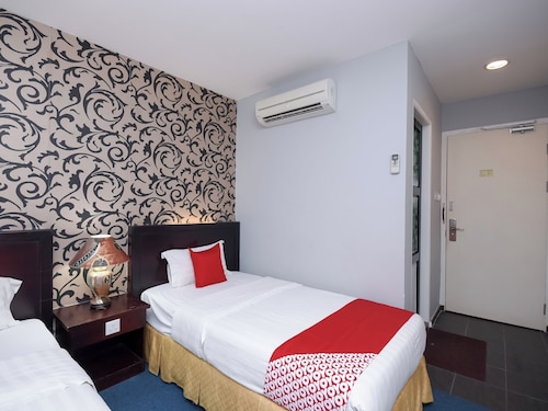 Super OYO 89604 City Home Stay