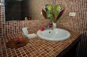 Bathroom - Esencia Hotel and Villas (Cóbano)