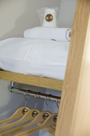 Bathroom amenities - B&B Hotel Orange (Orange)