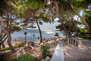 숙박 시설 구내