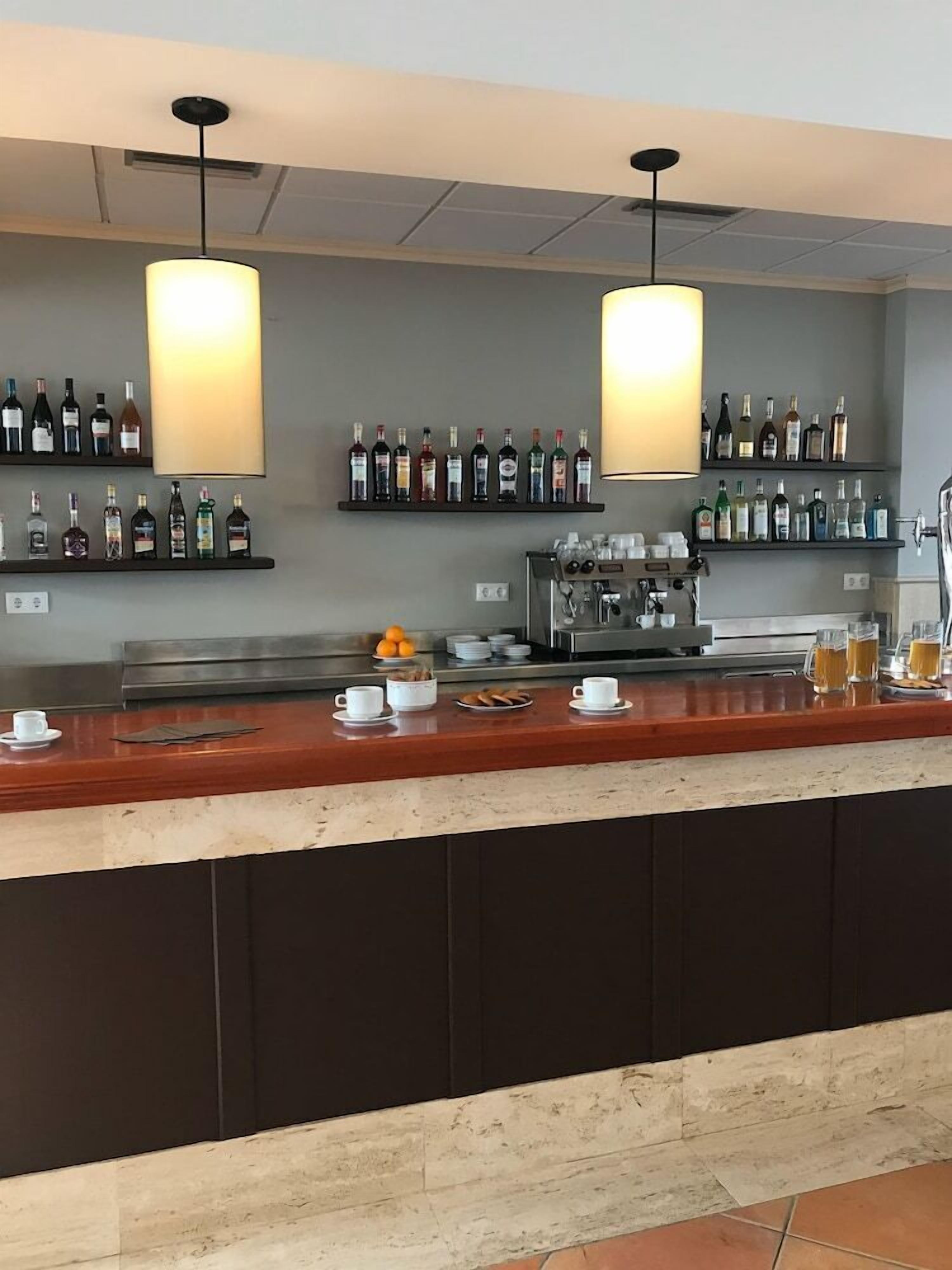 Bar (in der Unterkunft)