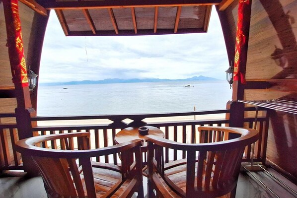 Property grounds - Road Beach Homestay (Penida Island)