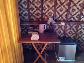 Interior - Road Beach Homestay (Penida Island)