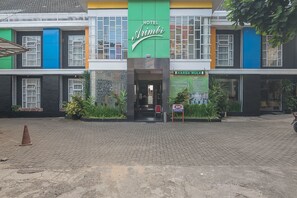 View from property - Reddoorz @ Hotel Arimbi Dewi Sartika Baru (Bandung)