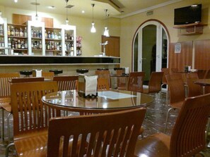 Bar (on property) - Bahia Bayona (Baiona)