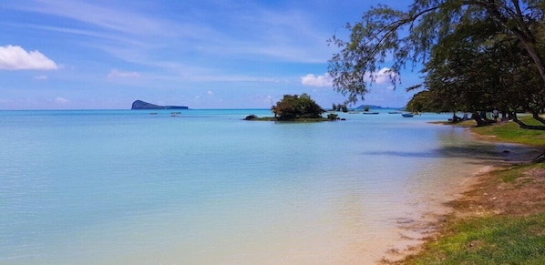 Beach - Mythic Suites & Villas by MJ Holidays (Grand Gaube)