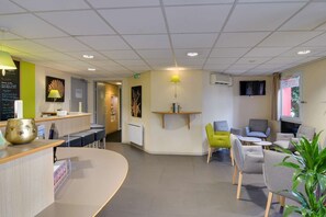 Lobby - Sure Hotel by Best Western Nantes Saint-herblain (Saint-Herblain)