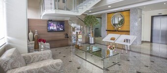 Astron Suites Sao Jose dos Pinhais