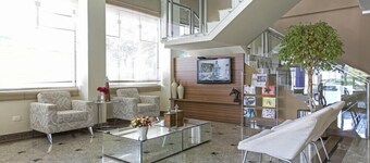 Astron Suites Sao Jose dos Pinhais