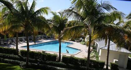 Holiday Inn Express North Palm Beach Oceanview