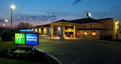 Holiday Inn Express London-i-70 an IHG Hotel