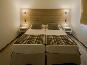 Soundproofing - Apartamentos La Santa Maria (Sant Llorenc des Cardassar)