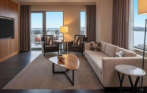 Living area - Hyatt Regency Lake Washington (Renton)