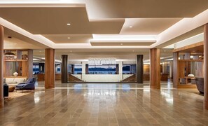 Lobby - Hyatt Regency Lake Washington (Renton)