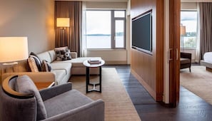 Living area - Hyatt Regency Lake Washington (Renton)