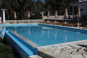 Outdoor pool - Marina Bay Hotel Aparthotel (Kefalonia)