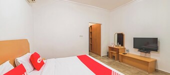 Oyo 117 Majestic Hotel