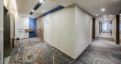 Holiday Inn Express Xichang City Center