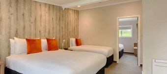 Croydon Lodge Hotel