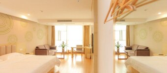 Greentree Inn Jiangsu Suqian Sucheng District Weishanhu Road Business Hotel