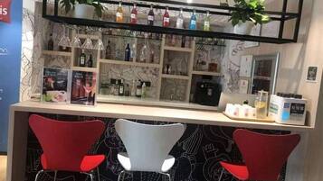 Bar (en la propiedad)