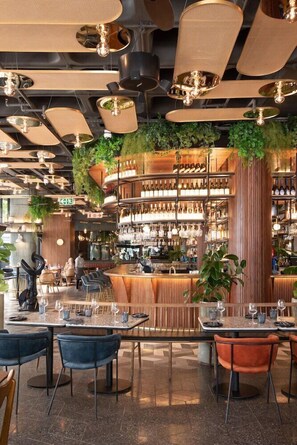 Bar (on property) - Hyde Johannesburg Rosebank (Johannesburg)