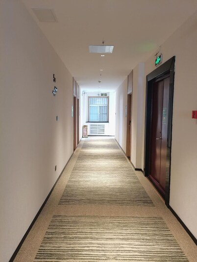 Greentree Inn Shanxi Luliang Fengshan Road Central Park Express Hotel