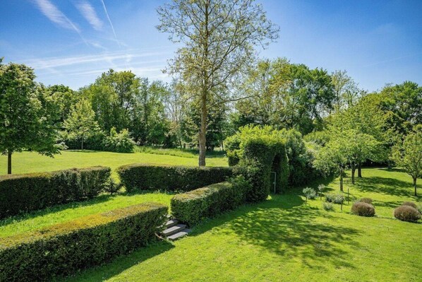 Property grounds - Haras de la Potardiere (Crosmieres)