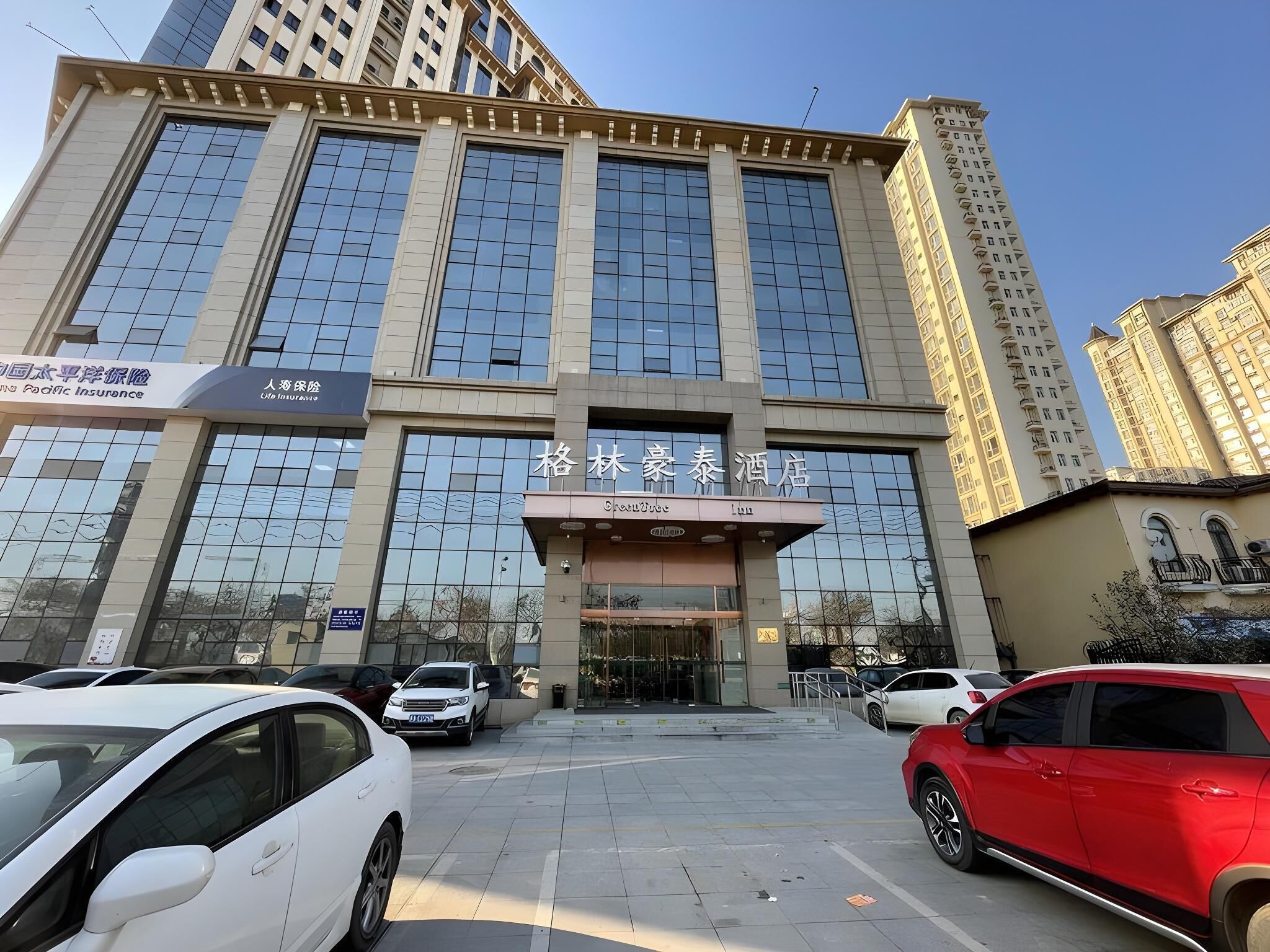 المنشأة من الخارج