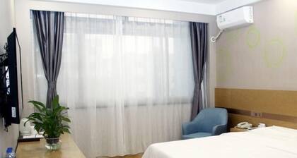 Greentree Inn Lvliang Xiaoyi City Fuqian Street Hotel