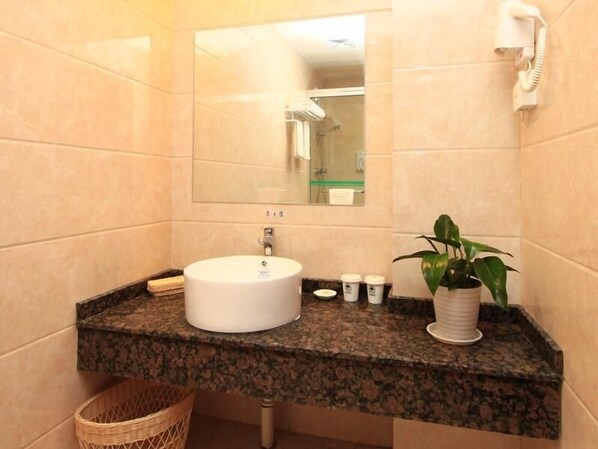 Bathroom - Greentree Inn Shandong Rizhao Juxian Yinxing Avenue Middle Shandong Road Business Hotel (Rizhao)