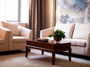 Living area - Greentree Eastern Bozhou Jingwan Wealth Centre Hotel (Bozhou)