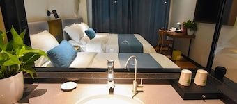 Greentree Rizhao Lanshan Coach Station Hotel