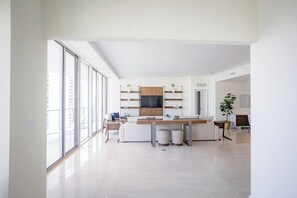 Lobby - Amrit Ocean Resort & Residences - Singer Island (Singer Island)