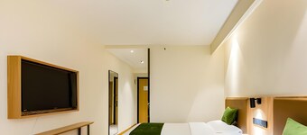 Greentree Inn Handan Train Station Express Hotel